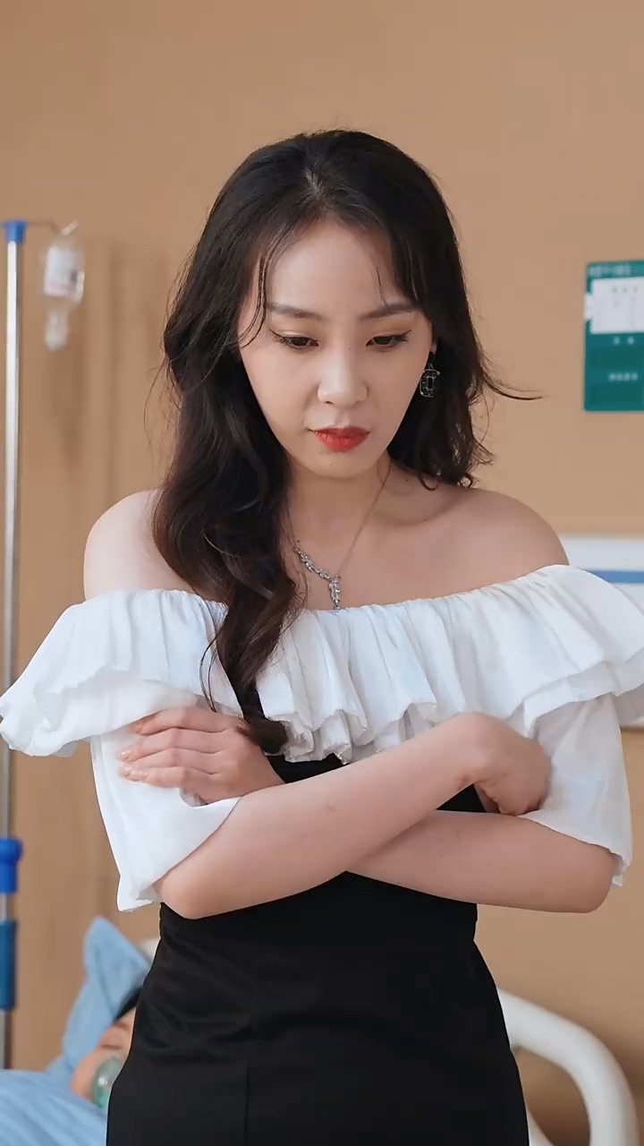 贬值之美女主播爱上我第63集
