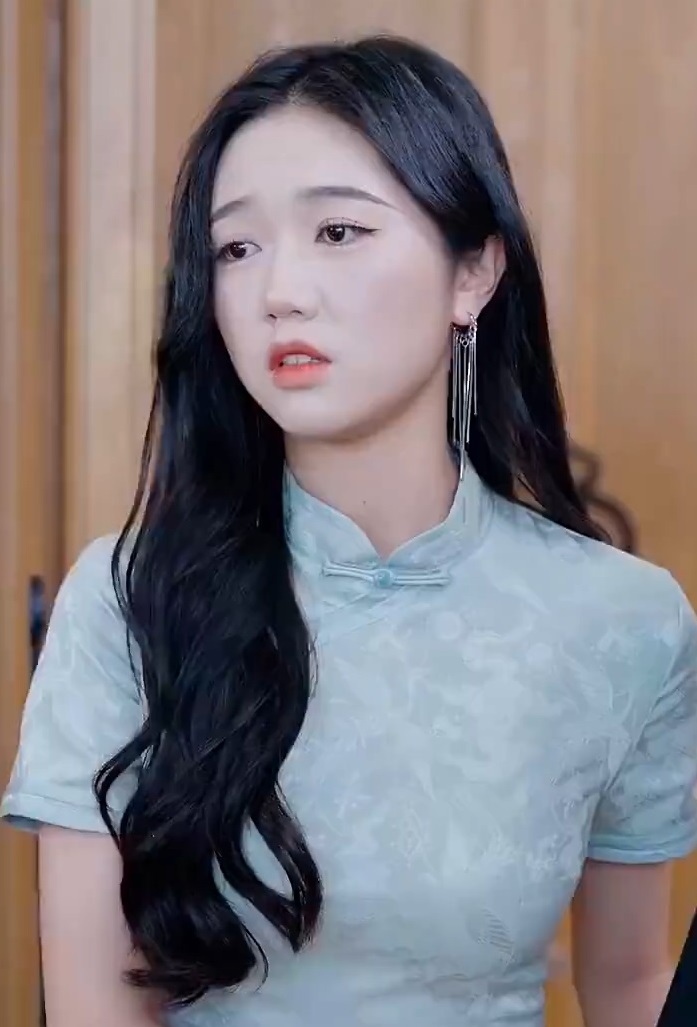 短剧虎啸龙吟第01集